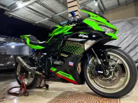 KAWASAKI NINJA ZX-25R ABS