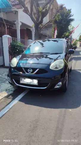 nissan march 1200 cc type XS AT 2015
