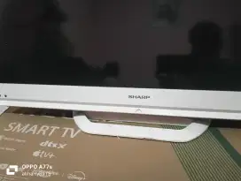 Tv LED merek Sharp 32 inc
