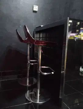 informa malaysia 1 set meja kursi bar 2 stool premium