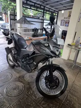 Dijual Kawasaki Versys 250 – Warna Abu-Abu | Tangan Pertama,