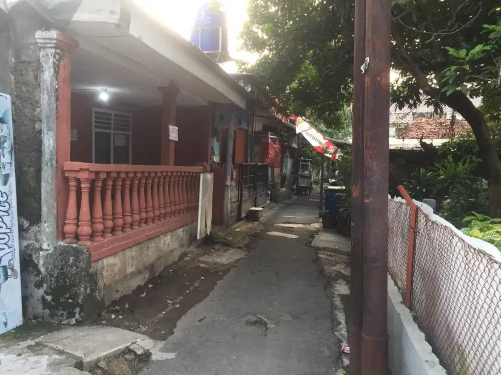 RUMAH DIJUAL Jl. H. Nawi 2 dalam