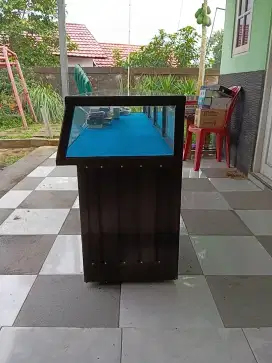 Etalase HP dan Kartu