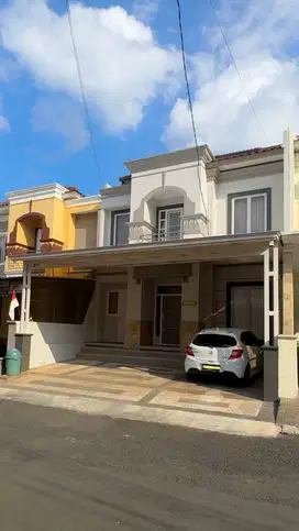 RUMAH MEWAH MINIMALIS 2 LANTAI