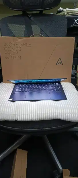 Laptop ASUS Zenbook S 13 OLED UX5304VA-OLEDS712 Ponder Blue (Bekas)