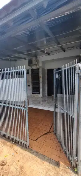 Rumah Lama Hitung Tanah Meruya Dekat Kuliner Jakarta Barat