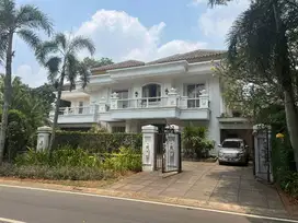 Rumah Mewah Eksklusif Taman Golf 292Karawaci – 29M Nego
