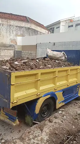 Jasa buang puing bangunan, barangkal/ brangkal bongkaran