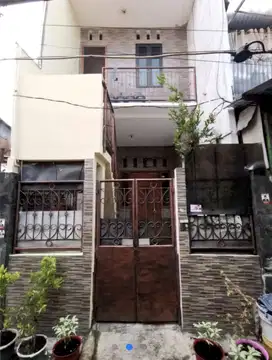 Rumah Ex Kosan Di Kramat Kwitang-Akses Jalan Motor-Bebas Banjir