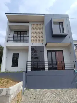 Rumah Mewah Cikutra Bandung