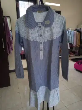 Preloved Tunik corak polka dan salur