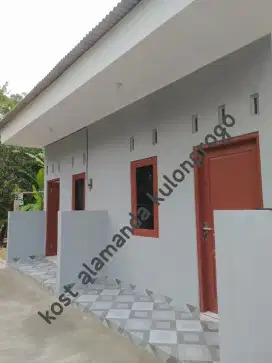 Kost Alamanda Wates Kulon Progo, Gunung Gempal