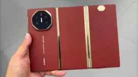 Huawei   Mate XT