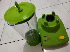 Blender Miyako, normal, tdk ada kerusakan, dan blm pernah service