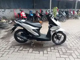 Beat Deluxe iss 2020. Pajak hidup