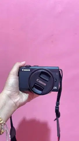 Dijual Canon EOS M100 – Mirrorless Compact & Stylish