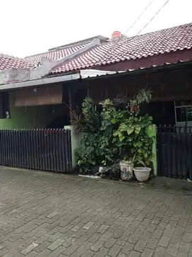 Dijual Cepat! Rumah SHM bebas Banjir Siap Huni di Cibinong
