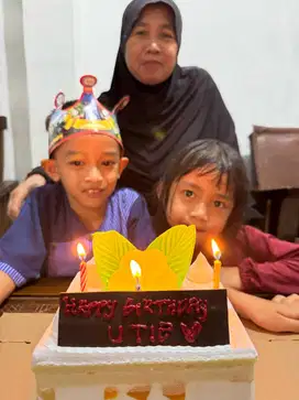 Dibutuhkan ART - Pengasuh Anak