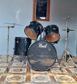 Drum set Pearl target series