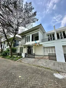 Dijual Rumah Siap Huni View Golf di Araya, Blimbing Malang