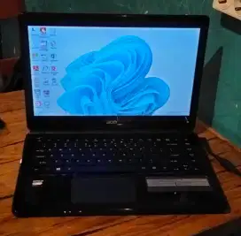 Laptop Acer E1 422 ( Ada Minus )