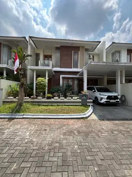 BALE MULIA RESIDENCE Siap Huni TURUN HARGA Luas Tanah 210m2 5 Kamar