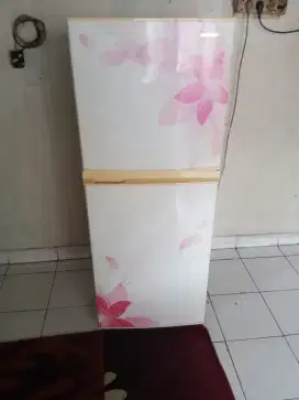 Kulkas 2 pintu sharp
