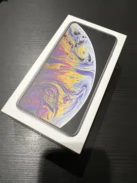DIJUAL IPHONE XS MAX 64 GB SUPER MULUS