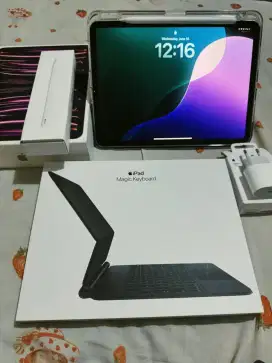 IPad Pro M2 256GB 11 +Magic Keyboard+Apple Pen