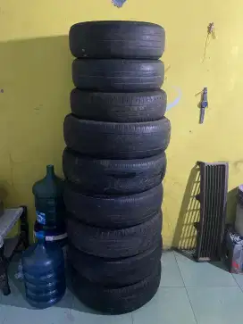 Ban mobil bekas