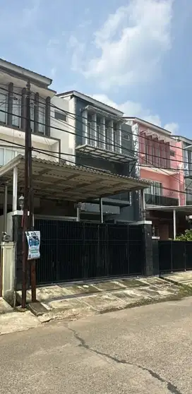 dijual rumah murah di jalan lawi lawi, pondok gede, bekasi