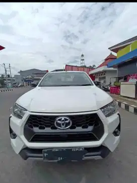 Hilux Double cabin