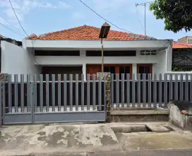 Disewakan Rumah Tinggal, Kebon Nanas Otista Cipinang Cempedak Jaktim