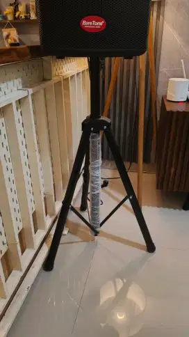 Stand dudukan speaker baretone Stan berdiri