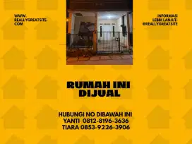 Rumah di bambu kuning