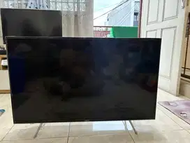 Kulkas 2 Pintu & TV LED Full HD