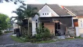 Rumah dikontrakkan (maaf tanpa perantara)