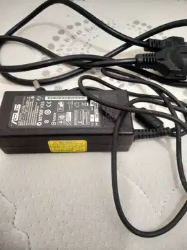Jual adaptor laptop merek Asus