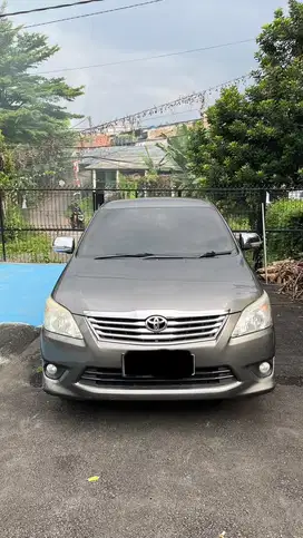 Grand Innova 2012 G matic