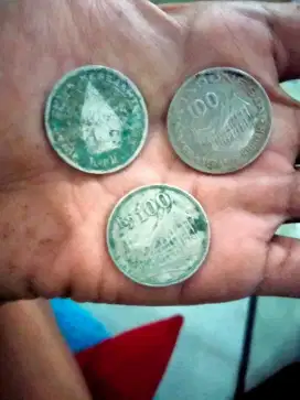 Uang kuno 100 rupiah