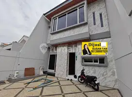 JUAL Rumah Baru Gress Minimalis Darmo Permai