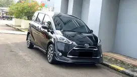 Toyota Sienta 1.5 Q 2019