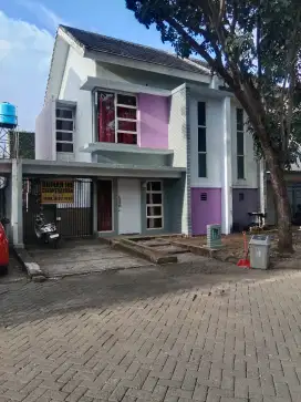Dikontrakkan Rumah 2 Lantai Di Bukit Baruga Antang