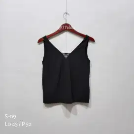 Tanktop Import Wanita Hitam Polos s09