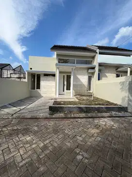 Rumah Murah Pakis Dekat Kampus Binus dan Bandara