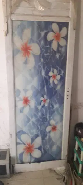 Pintu Kamar Mandi