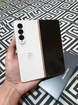 Samsung Z Fold 4 12/512GB Resmi Sein Beige Lengkap