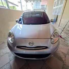 [DIJUAL CEPAT] NISSAN MARCH 1.2 MANUAL