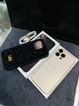 iphone 16 pro max 256GB ibox garansi on April 2026 Dissert Titanium