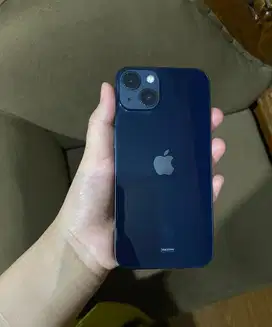 iPhone 13 128gb ibox garansi on sampai februari 2026